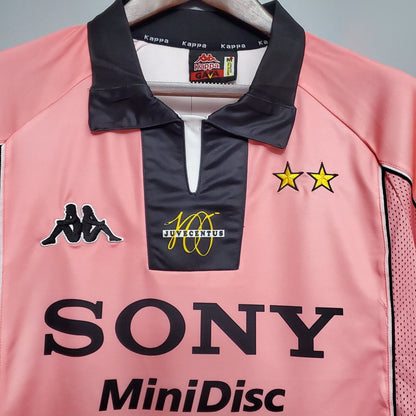 Juventus Retro Away Pink Jersey 1997-1998