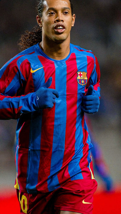 Ronaldinho retro jersey long sleeves Barcelona 2005
