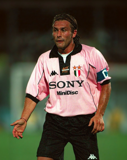 Juventus Retro Away Pink Jersey 1997-1998
